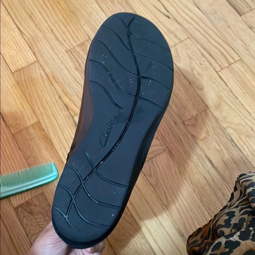 Sleek Black Ankle Boots - Picture 6 of 7